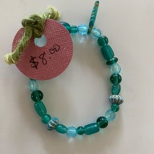 Stretchy beach colored bracelet